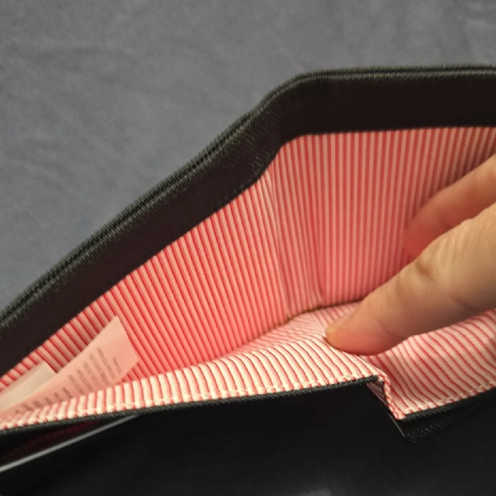 Herschel Supply Company Charcoal Card Holder - Picture 4 of 4